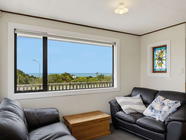 25 & 27 Totara Street Kaka Point_18