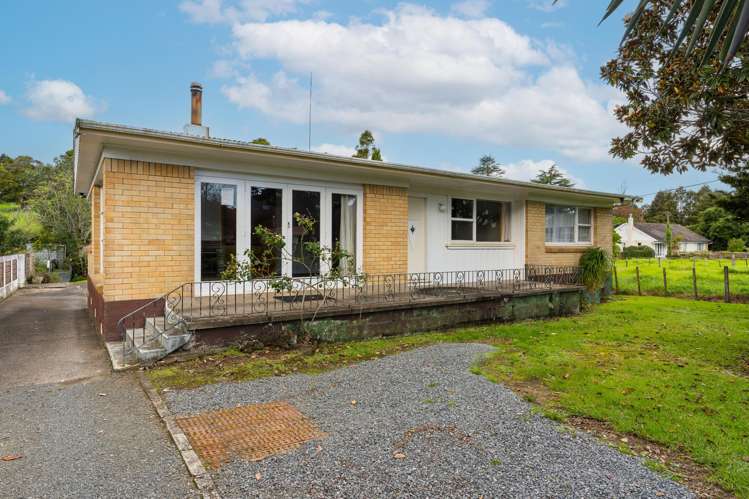 82 Great North Road Kamo_16