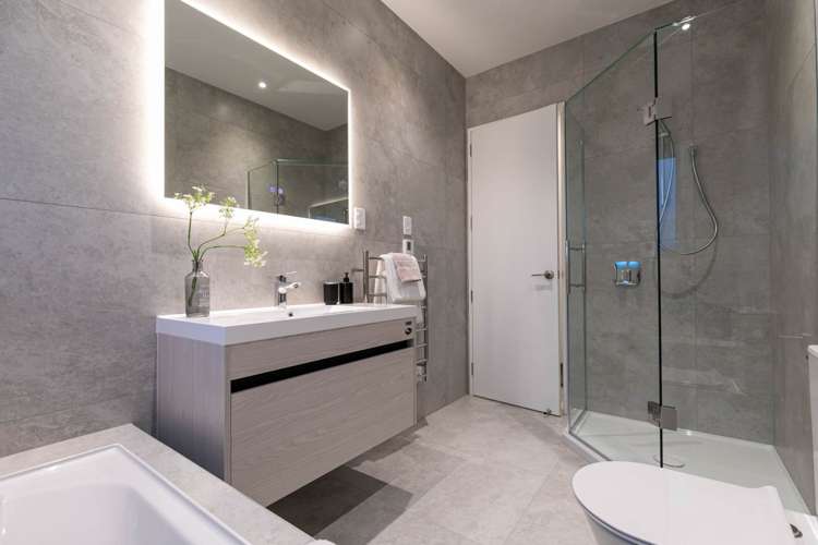 1 Matahae Crescent Wainui_14