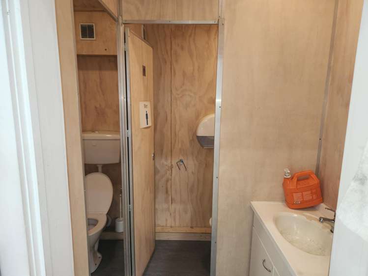 31/23 Kitchener Road Waiuku_9