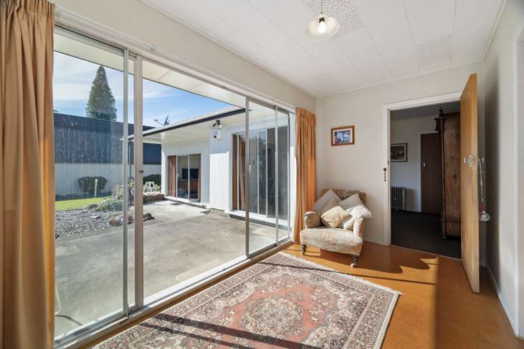 5 Douglas Street Springfield_12