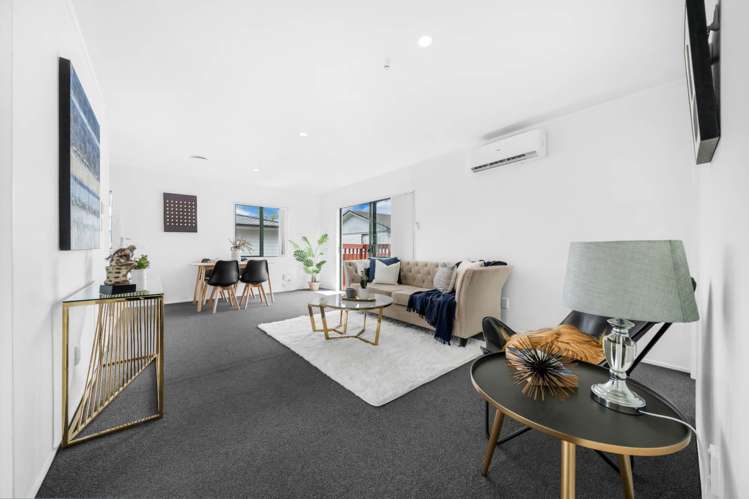 148 & 148A Solar Road Glen Eden_21