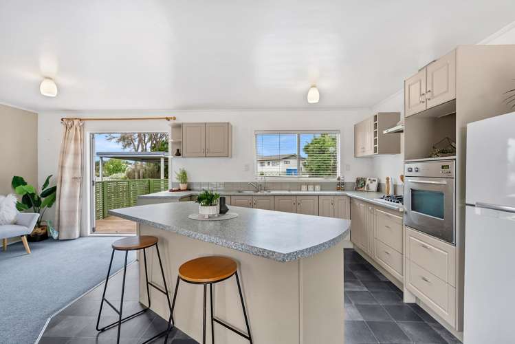 12 Curlew Place One Tree Point_10