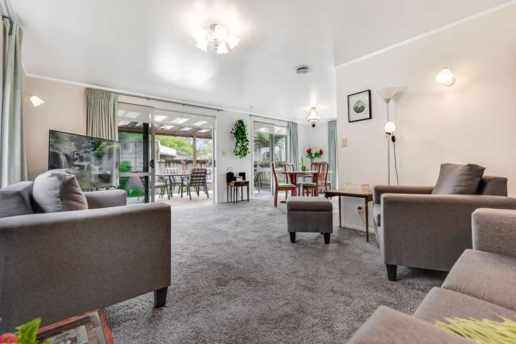 5 Chamberlain Place Chartwell_19