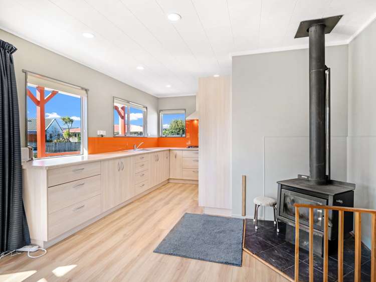 10 Taonui Street Waitarere Beach_8