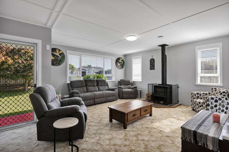 36 High Street Eltham_6