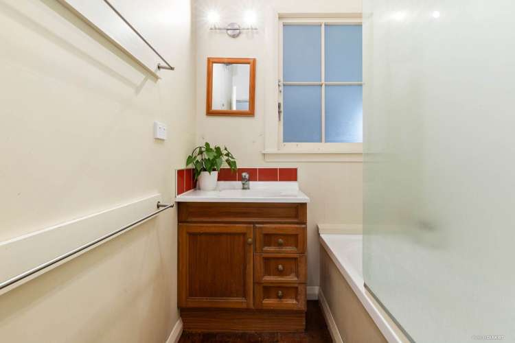 9 Kirk Street Waiuku_10