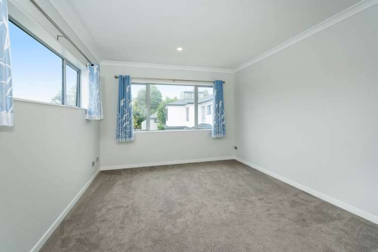 81 Lake Road Northcote_9