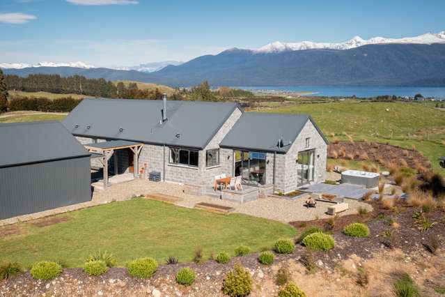 155 Sinclair Road Te Anau_2