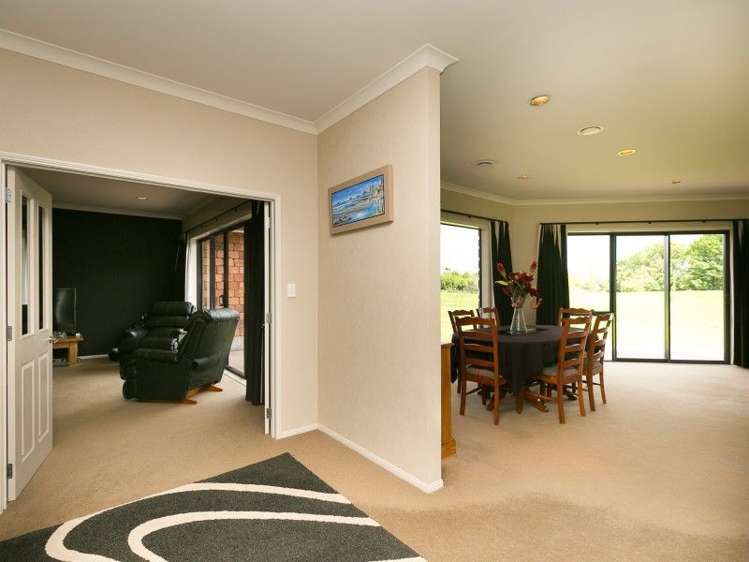 218 Dudley Road Inglewood_25