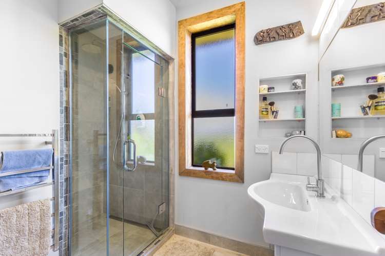 56 Clark Road Omaui_20