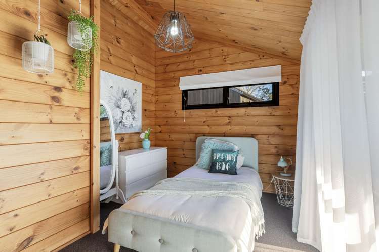 7c Waterloo Place Westown_20