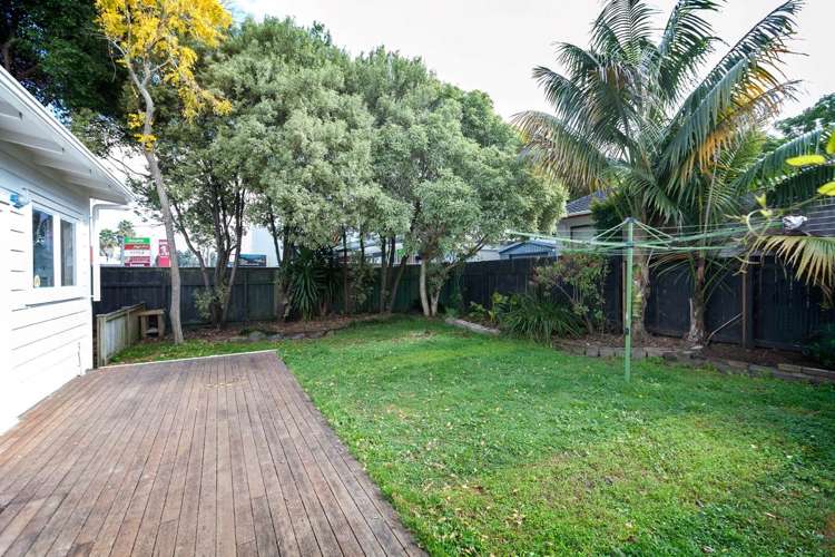 12 Mount Smart Road Royal Oak_21