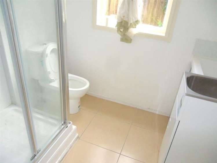 34 Kelkirk Street Kelston_12