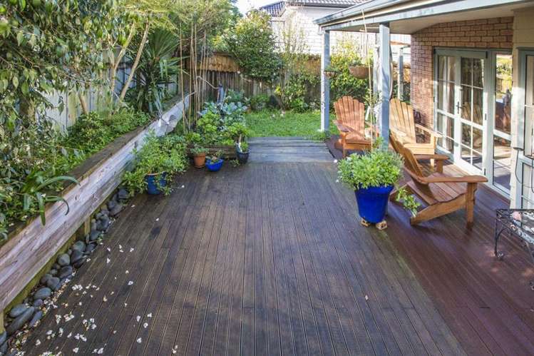 42a Bradbury Road Botany Downs_2