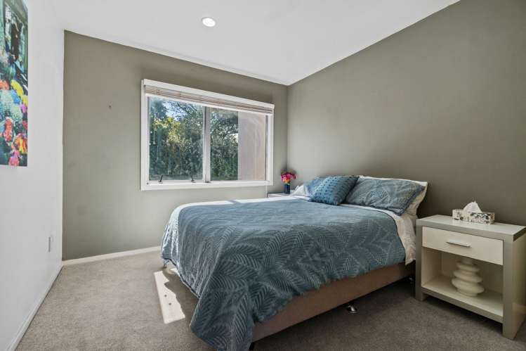 2/20A Matai Road Greenlane_10