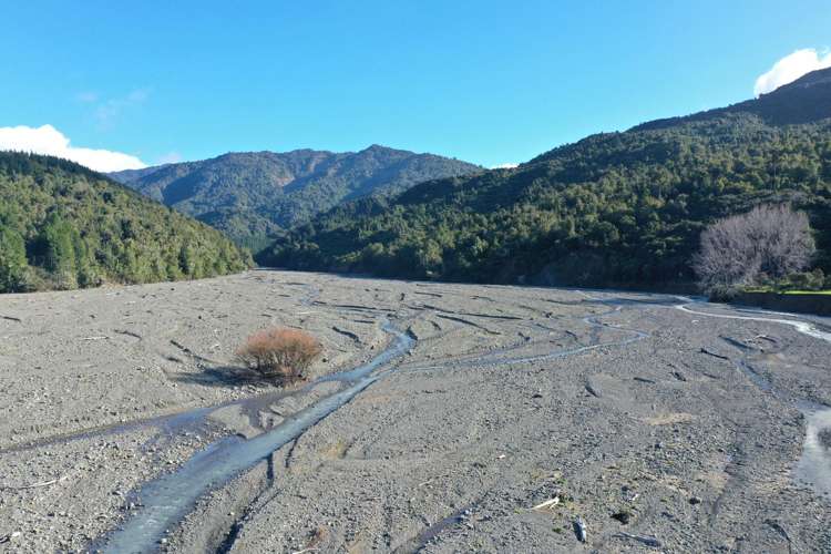 196 Griffiths Road Ruatoria_11