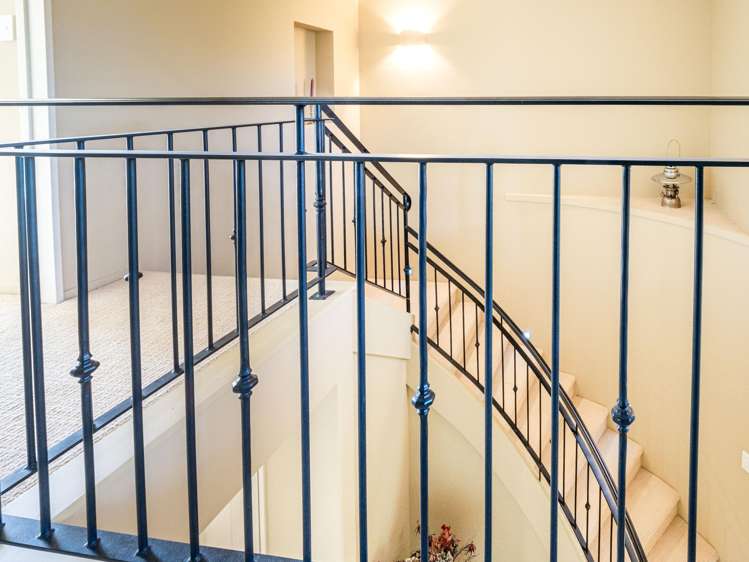 2 Kanuka Place Robinsons Bay_27