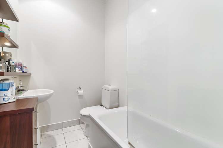 5/150 Chapel Road Flat Bush_13