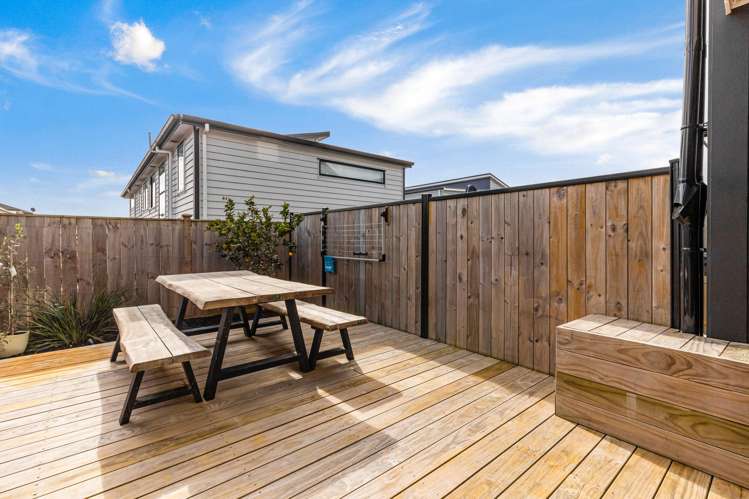 23 Treloar Crescent Hobsonville_8