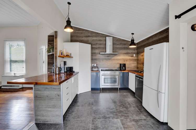 120 Manawapou Road Hawera_6