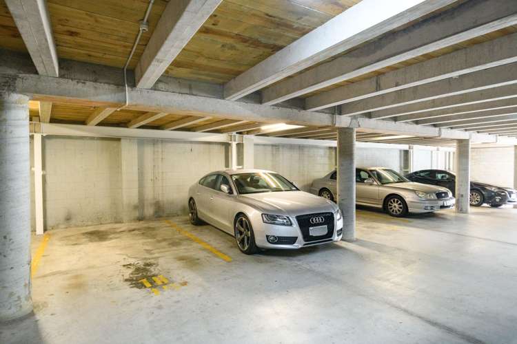 1h/12 Charles Street Mount Eden_10