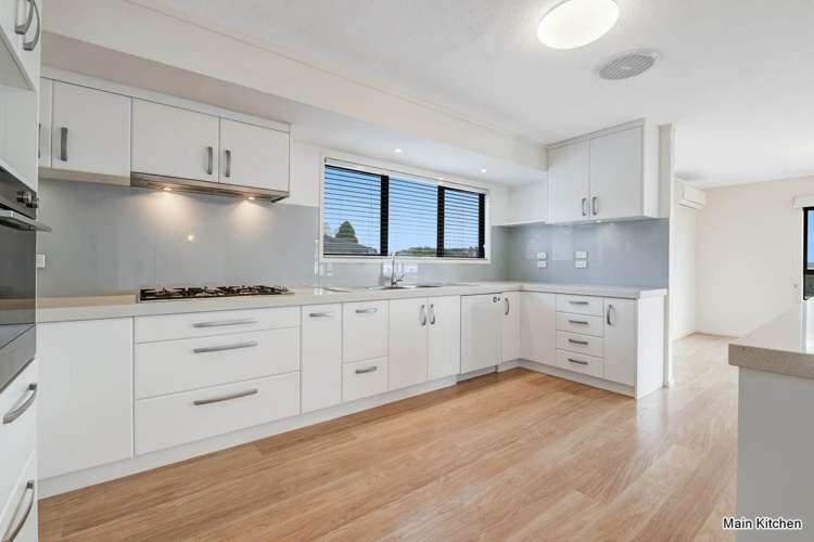 10 Fishermans Cove Army Bay_10