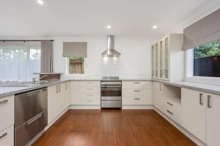 77 Red Beach Road_5