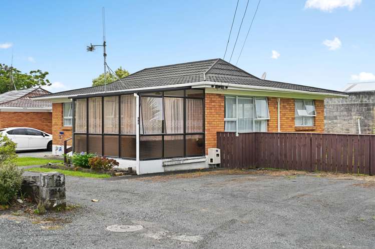 282 Te Rapa Road Beerescourt_19