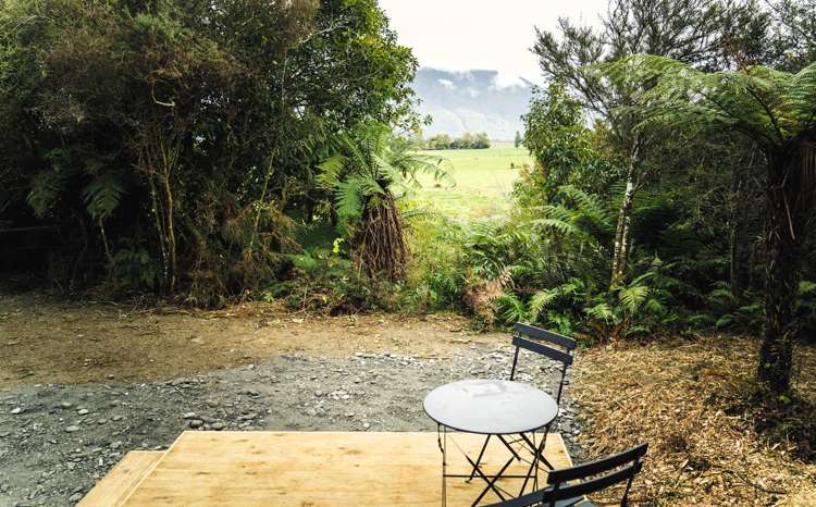 Bell Hill Road Moana_8