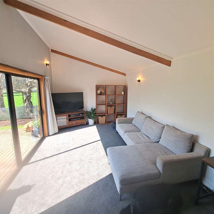 51 Allan Street Clinton and Surrounds_5