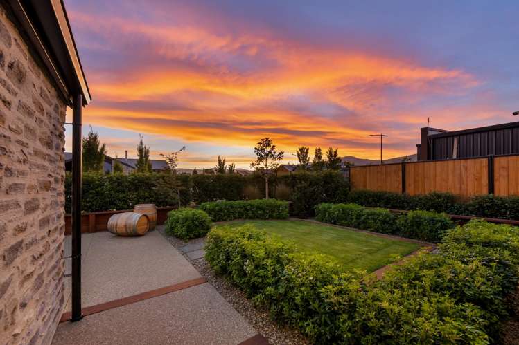 37 Magnum Drive Cromwell_8