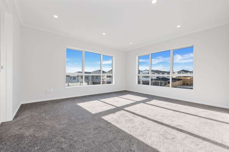 8 Uru Drive Flat Bush_17