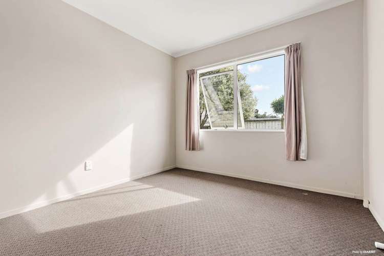 1/6 Trounson Avenue Clendon Park_6