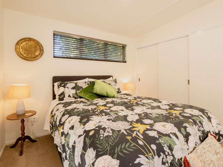3 Ngaio Grove Robinsons Bay_24