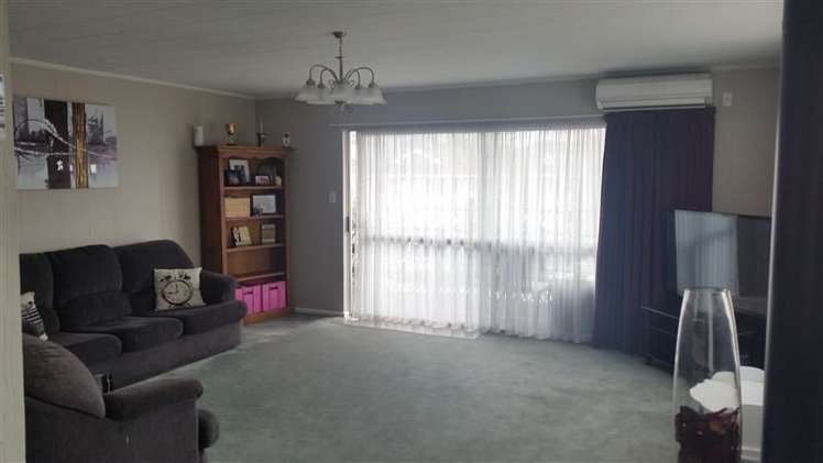 15 Clyde Carr Crescent Waimataitai_4