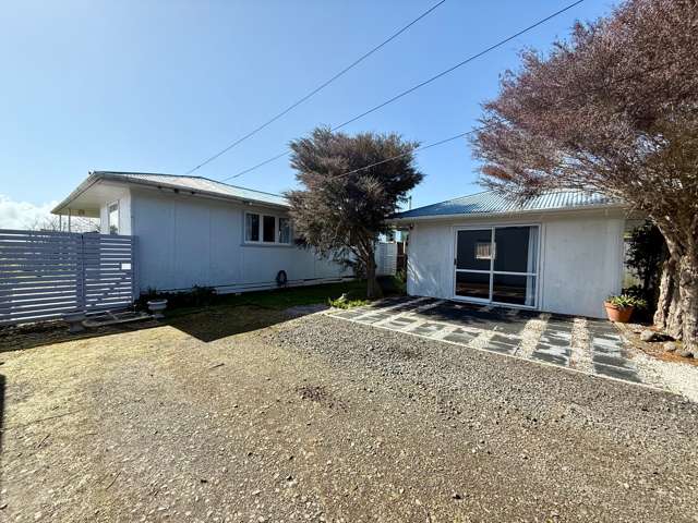 27 Lorenzen Bay Road Raglan_1
