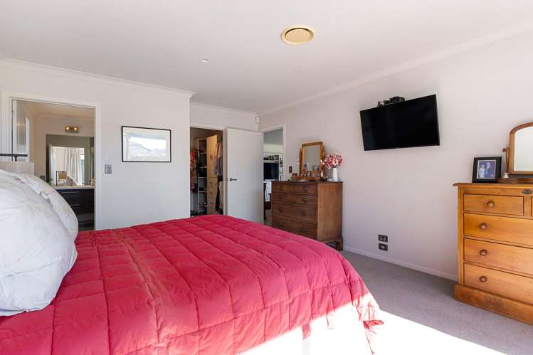 19 Joanne Street Lytton West_15