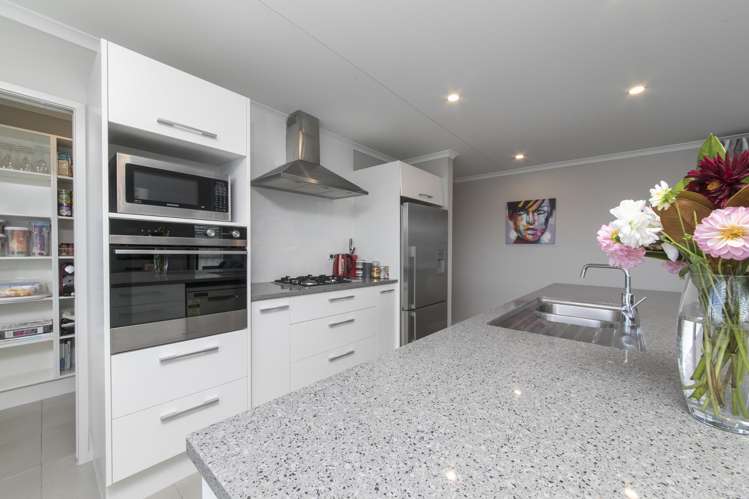 55 Pohutukawa Parade Riverhead_8