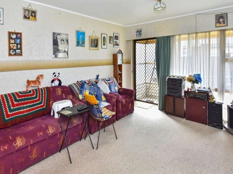 1/6 Russell Road Manurewa_2