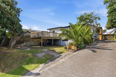 714A Papamoa Beach Road_1