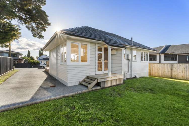 87a Archibald Road Kelston_11