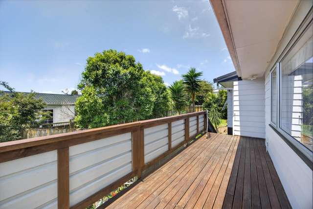 2/32A Helena Street Massey_3