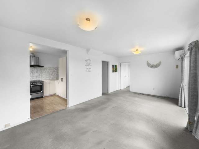 2/14 Chalmers Street Avondale_3