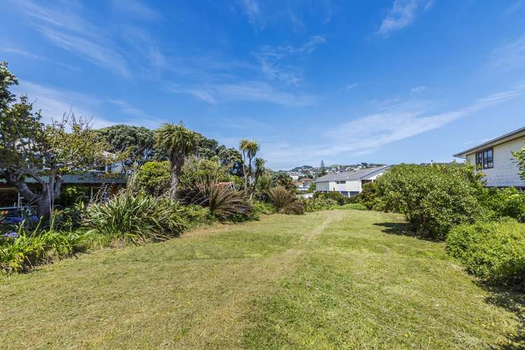 52 Main Road Titahi Bay_13