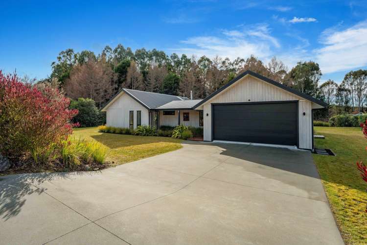 55 Stewart Glen Acacia Bay_4