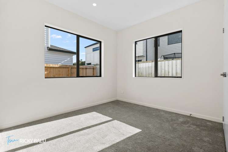 2/18 Domain Road Panmure_14