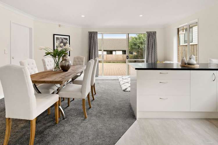 1/57 Whitford Road Botany Downs_6