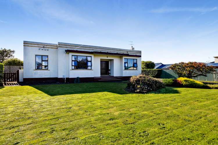 18 Egmont Street Hawera_2