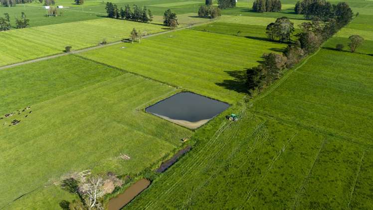 118 + 119 Wharepoa Road Netherton_24